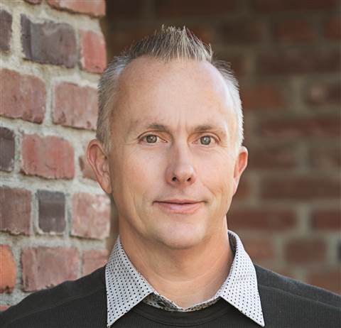 WesHeadshot_highres