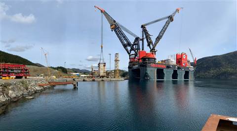 Sleipnir's two cranes can each lift 10,000 tonnes
